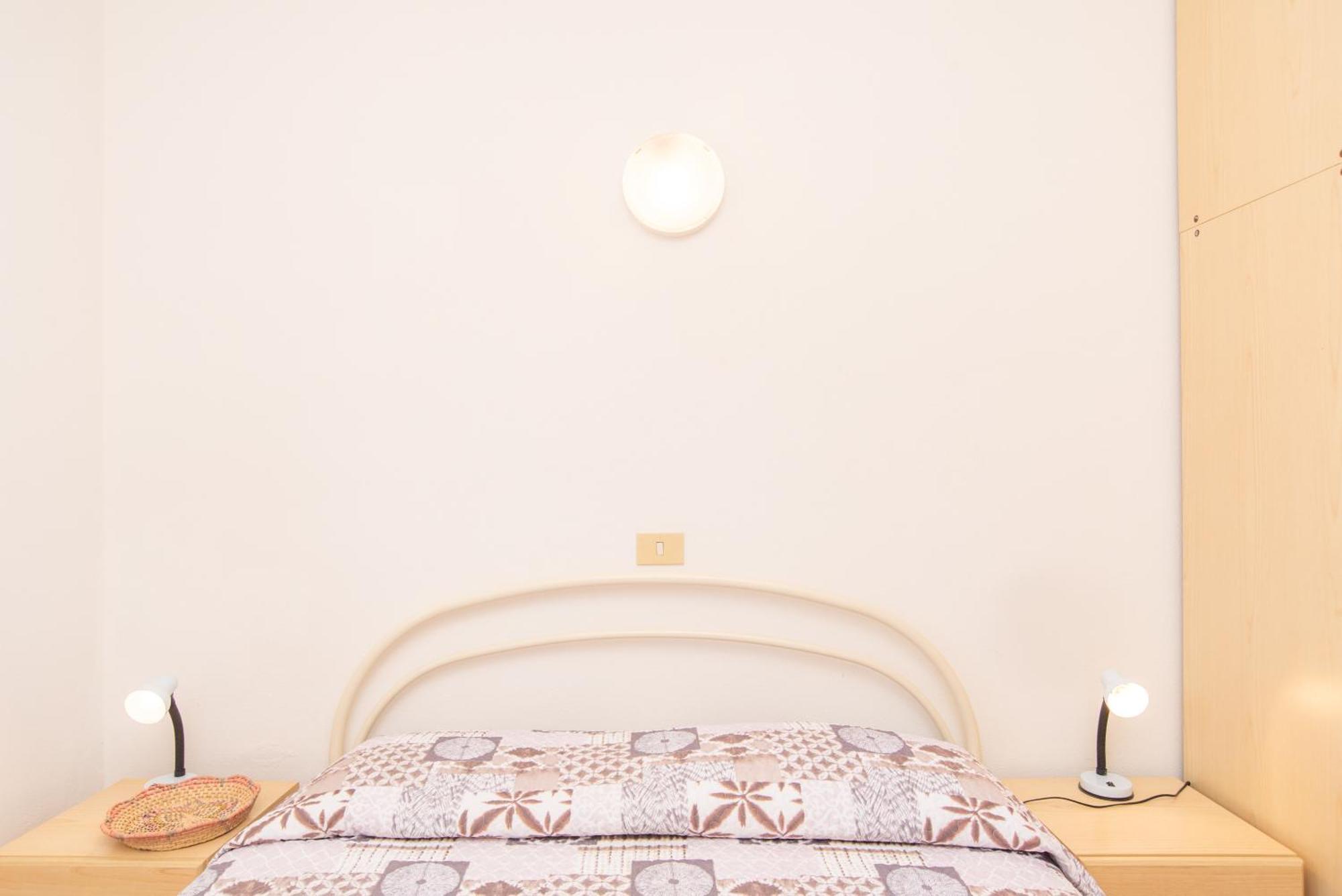 Flat Orizzonte Apartment ปาเลา ภายนอก รูปภาพ